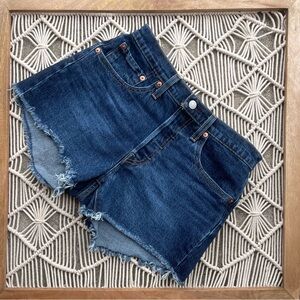 Levi’s 501 Jean Shorts Size 27